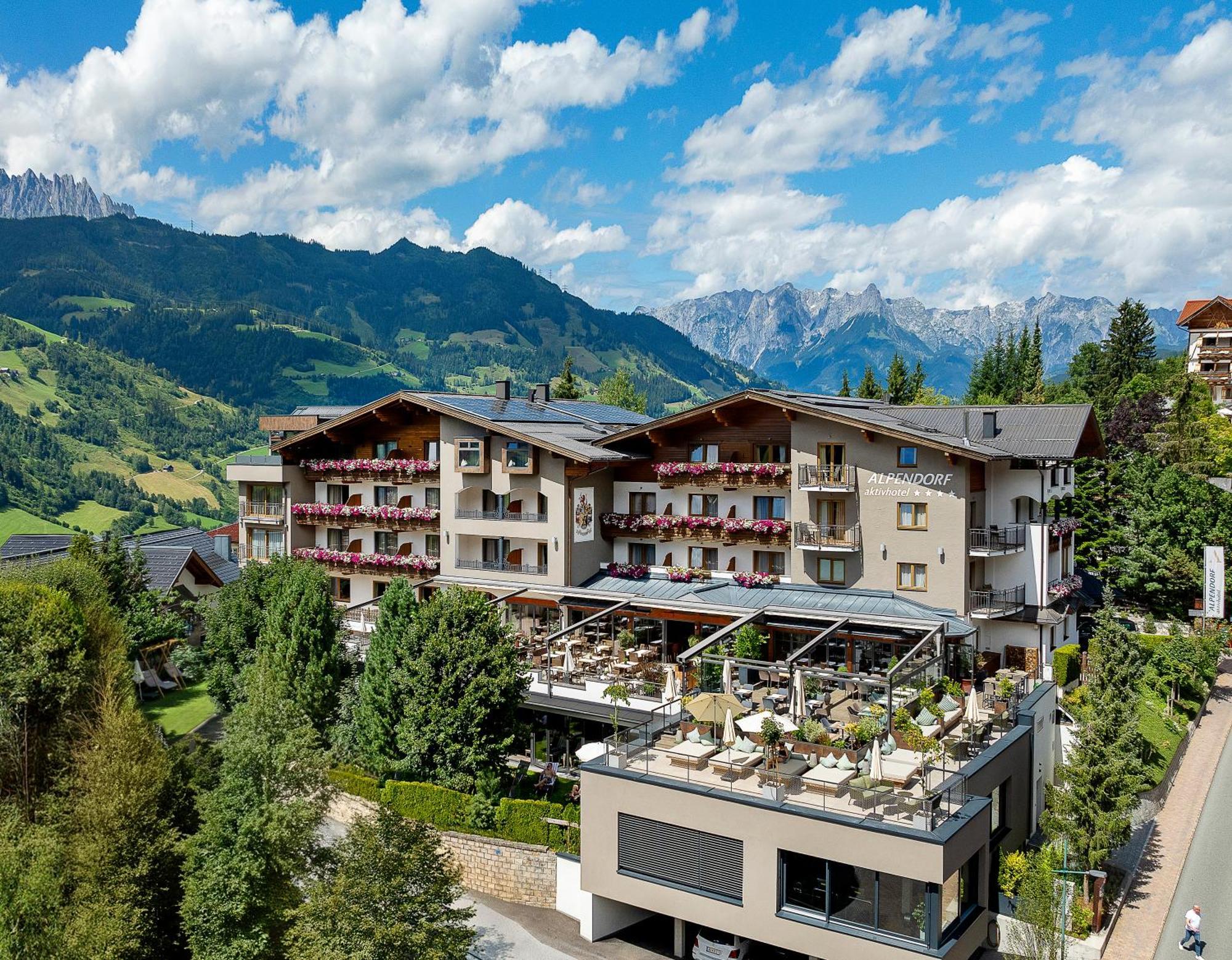 Aktivhotel Alpendorf Sankt Johann im Pongau Esterno foto